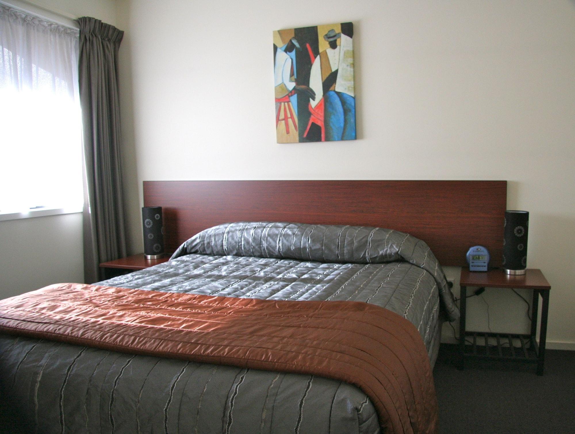 Sherborne Motor Lodge Christchurch Bagian luar foto