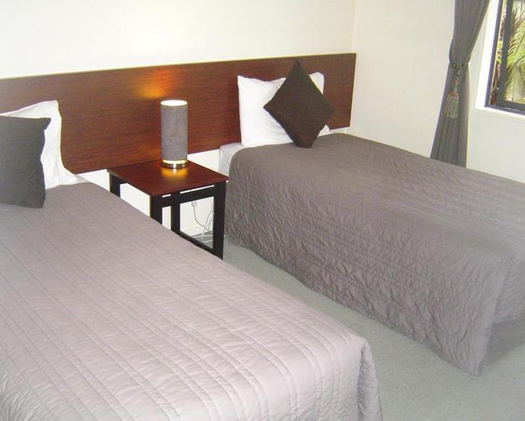Sherborne Motor Lodge Christchurch Bagian luar foto