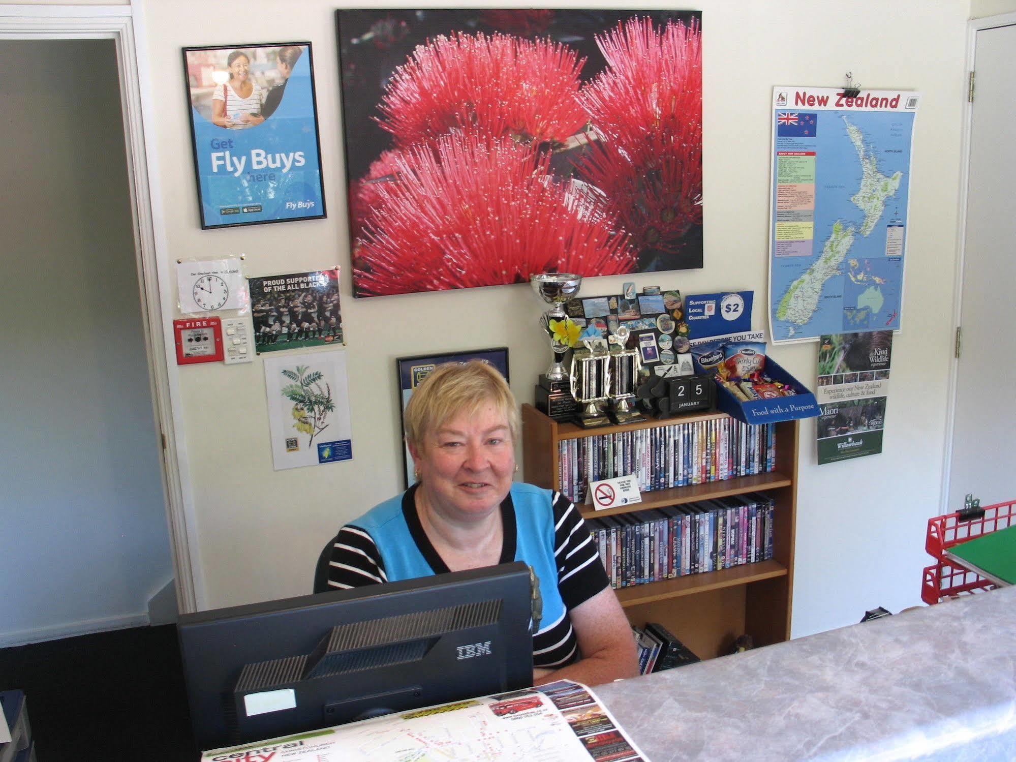 Sherborne Motor Lodge Christchurch Bagian luar foto
