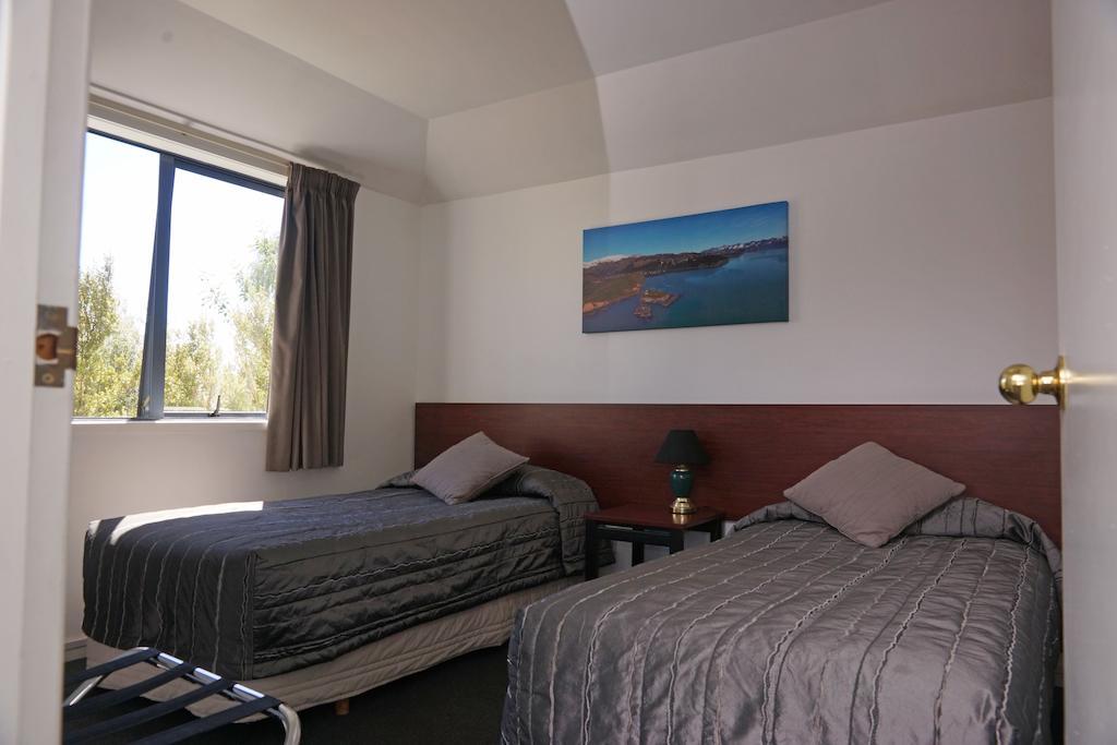 Sherborne Motor Lodge Christchurch Bagian luar foto