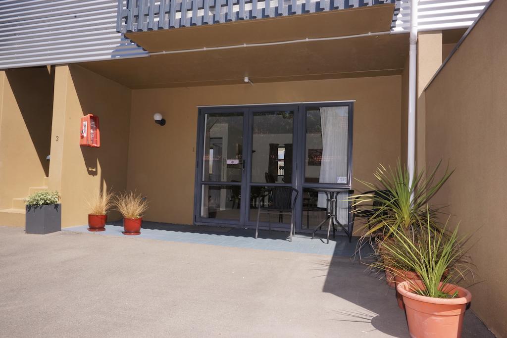 Sherborne Motor Lodge Christchurch Bagian luar foto